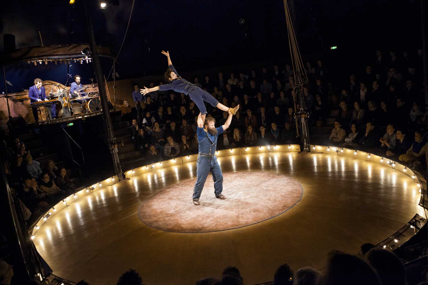 Cirque Trottola